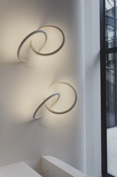 FLOS - Wall Piercing